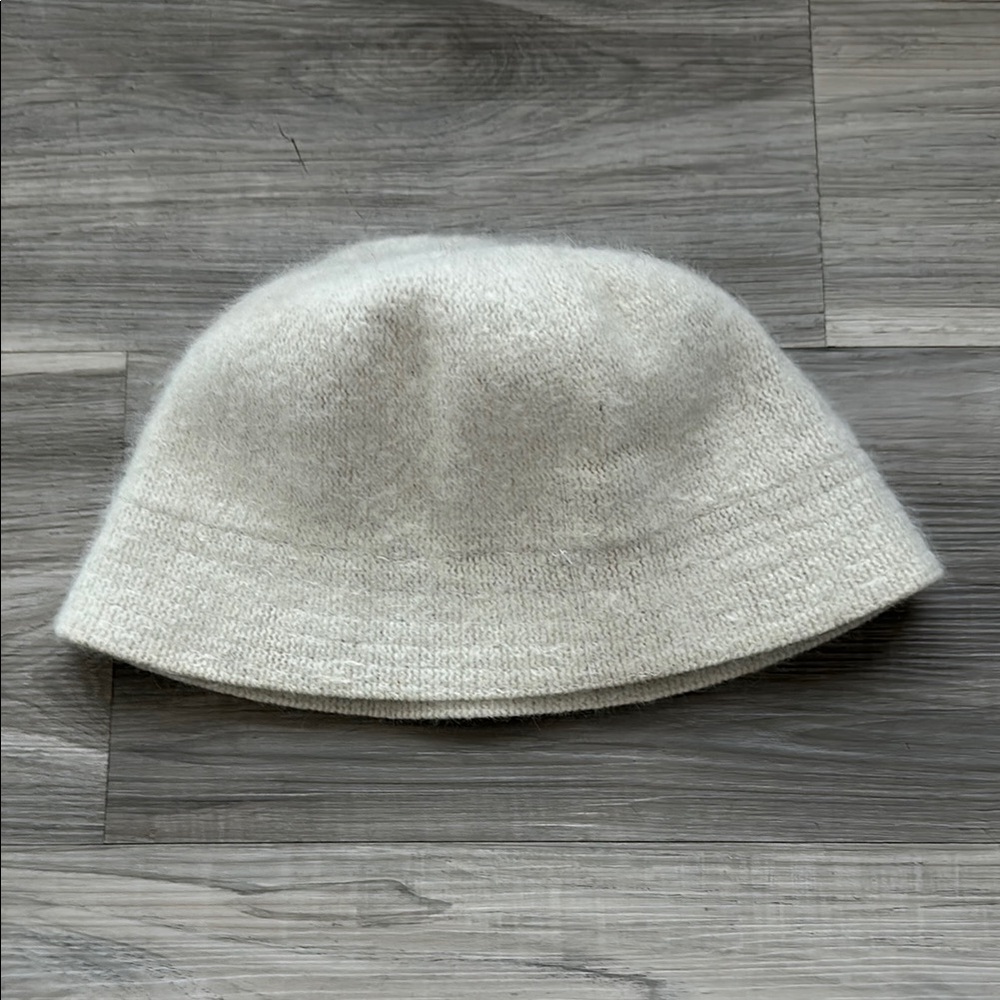 Angora Fuzzy White Knit Bucket Hat